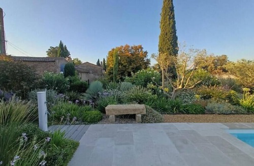 Grans Villa | Villa located a 10-minute walk from the charming Provençal village of GRANS