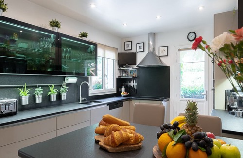 Roquefort-les-Pins Villa | Villa Lucia