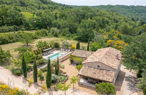 Apt Villa | Villa Lumière des Cerisiers – Luxury villa in the Luberon with heated pool