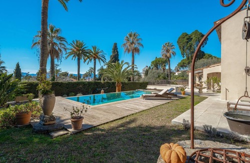 California - Pezou Villa | Villa Lumiere Royale