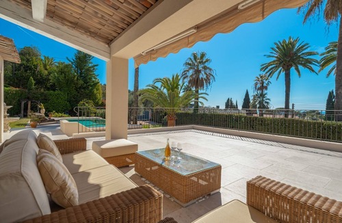 California - Pezou Villa | Villa Lumiere Royale