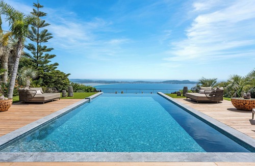 Hyeres Villa | Villa Mahina - Magnificent, with swimming pool, bar, fitness, sauna 10 min from the beach