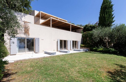 Sirolo Villa | Villa MareMonte – Sirolo, a magnificent villa with panoramic sea views.