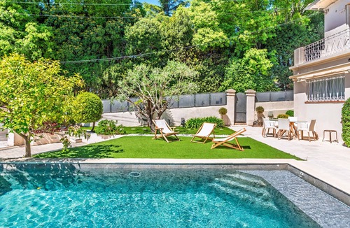 California - Pezou Villa | Villa Marie by Terry's Homes