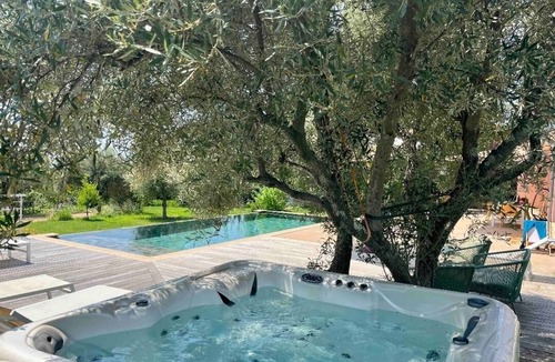 La Cadiere-d'Azur House | Villa MASA in a quiet area, hill view and sea view