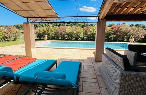 Maussane-les-Alpilles House | Villa Maussane-les-Alpilles, 2 bedrooms, 4 persons