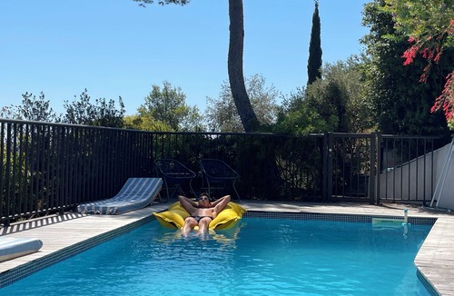 Hyeres House | Villa NEA with sea view and private swimming pool, classified 4 stars.