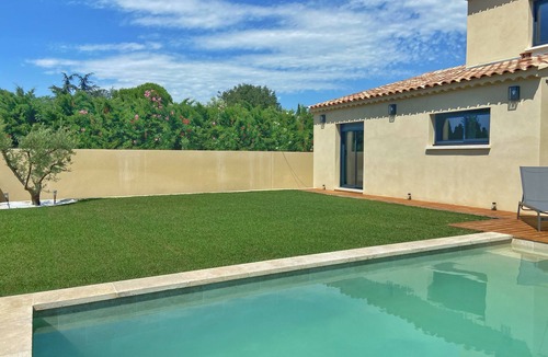 Maillane Villa | Villa Neuve en Campagne 140m2