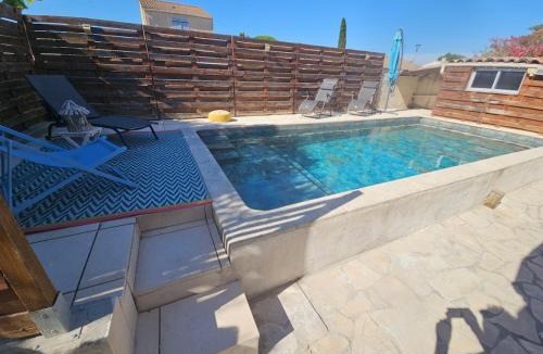 Marsillargues House | Villa Petite Camargue piscine bali au sel climatisation 15min plages 3 chambres