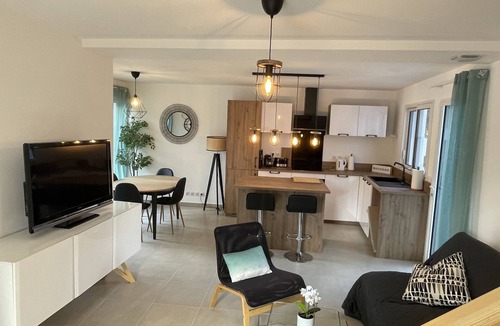 Carry-le-Rouet Villa | Villa Pied dans l'eau - 3 bedrooms - sleeps 6 - pool - Carry-le-Rouet (13)