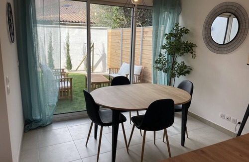 Carry-le-Rouet Villa | Villa Pied dans l'eau - 3 bedrooms - sleeps 6 - pool - Carry-le-Rouet (13)
