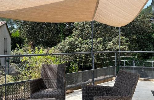 Caremeau Villa | Villa Pierre Blanche le calme a 5mn du centre ville