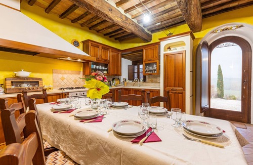 San Quirico d'Orcia Villa | Villa "Podere Spagliarda" with Private Pool, Terrace & Wi-Fi