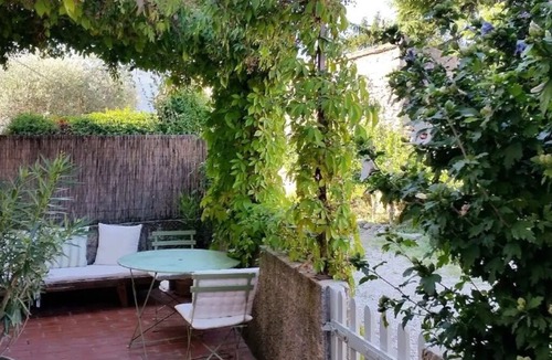 St.-Remy-de-Provence House | Villa Saint-Rémy-de-Provence, 1 bedroom, 3 persons