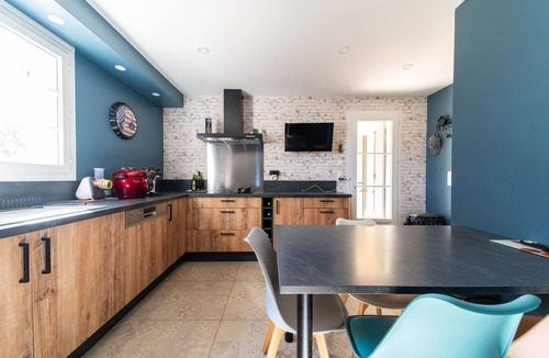 Draguignan House | Villa Salamandre – 6 Guests, Private Pool & Spa