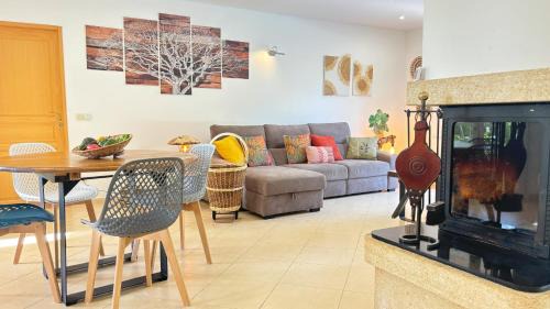 Magalas Villa | Villa SOLEIL