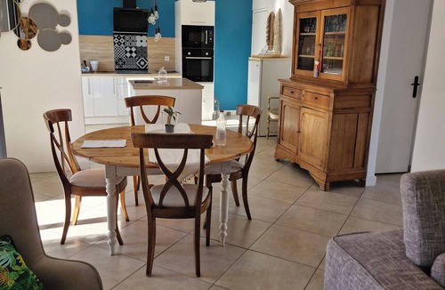 Marsillargues House | Villa swimming pool near beaches air-conditioned between nimes and montpellier