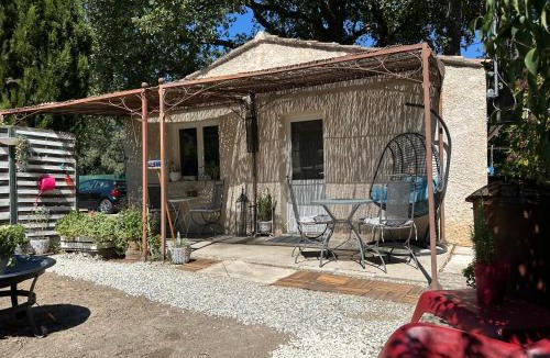 Aix-en-Provence House | Villa Theolina Maisonnette lumineuse avec jardin, parking privé au calme à Aix