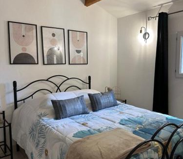 Aix-en-Provence House | Villa Theolina Maisonnette lumineuse avec jardin, parking privé au calme à Aix