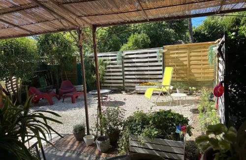 Aix-en-Provence House | Villa Theolina Maisonnette lumineuse avec jardin, parking privé au calme à Aix