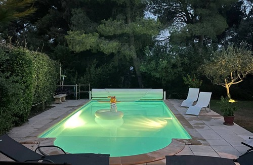 Salon-de-Provence Villa | Villa Tout Confort Dans un Écrin de Verdure au Cœur de la Provenece