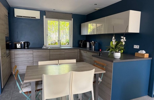 Rognac House | Villa vacances Aloâna - Provence - Swimming pool - Air conditioning
