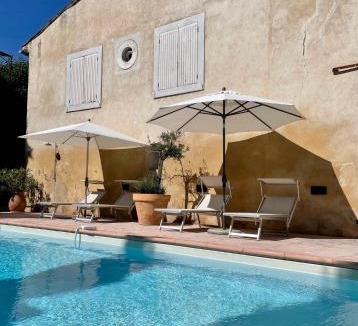 Velleron Bed & Breakfast | Villa Velleron - Guesthouse in a picturesque village