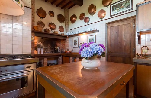 Panicale Villa | Villa, wine & cooking in Panicale