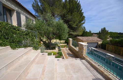 Maussane Villa | Villa with pool in Maussane les Alpilles, incredible view of the valley