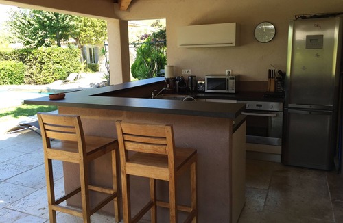 Ceyreste Villa | Villa with 2 pools, summer kitchen, well-tended garden, pétanque court