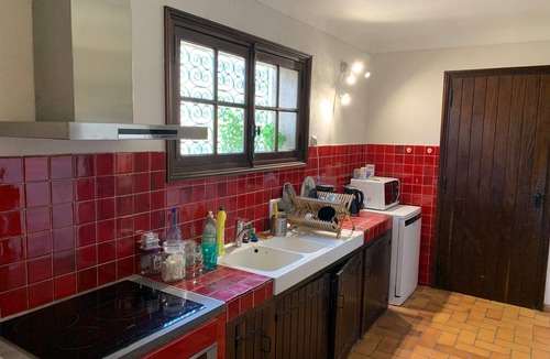 Puget-sur-Argens Villa | Villa with a 12.5 metre swimming-pool, not far from the sea