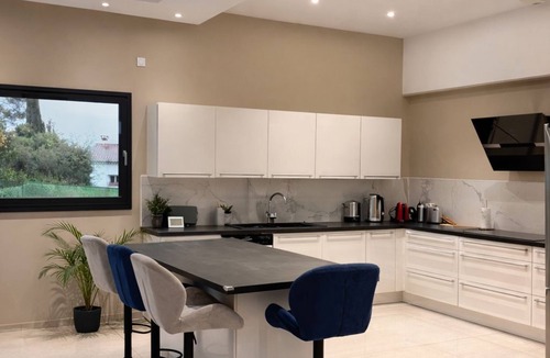 Roquefort-les-Pins Villa | Villa with Pool, Petanque, Sauna, Steam & children's facilities - French Riviera