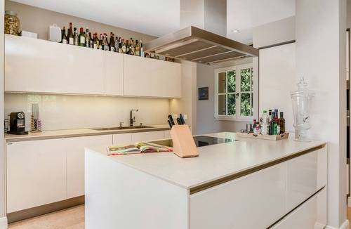La Croix-Valmer Villa | Villa with Pool, Vineyard and Sea Views in La Croix-Valmer