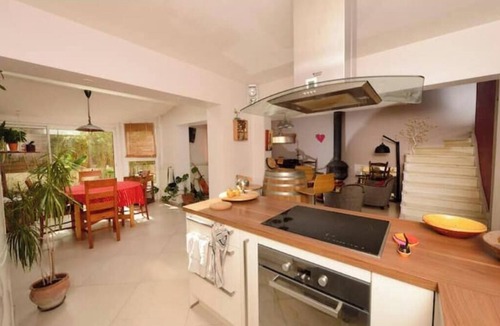 Saint-Gely-du-Fesc Villa | Villa with swimming pool near Montpellier -Sun & Relax for 6 people