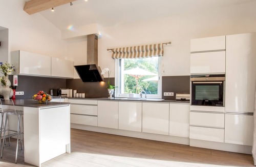 Chateauneuf-Grasse Villa | Villa Zen - Four Bedroom Villa, Sleeps 8