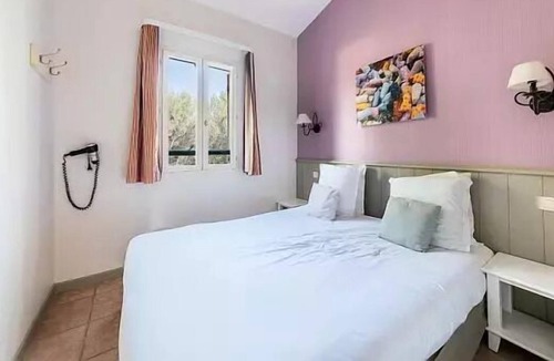 Pont Royal Apartment | Village Pierre & Vacances Pont Royal in Provence - Apartment for 8 people - 2 bedrooms + 1 sleeping area - Balcony