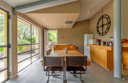 Bonnieux House | Village rental for 4 with heated pool and superb views over the Luberon valley