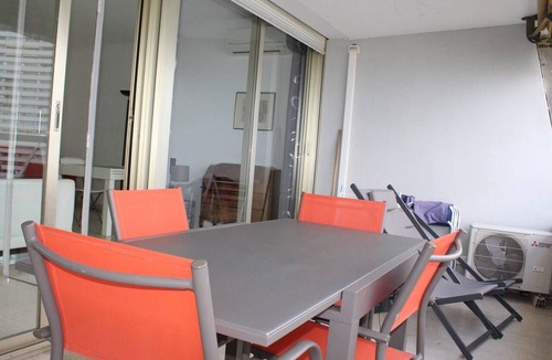 Villeneuve Loubet Beach Apartment | Villeneuve-Loubet: Apartment with Terrace, Air Conditioning and Garage