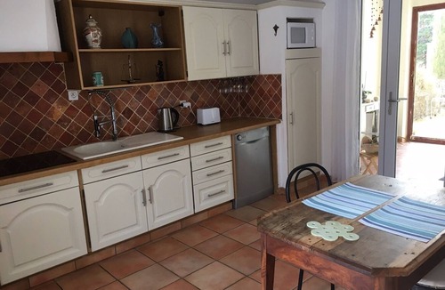 Aiglun House | Vous Serez Seuls Dans une Villa , 100 m2 en RDC Avec Piscine, Terrasses, Jardin