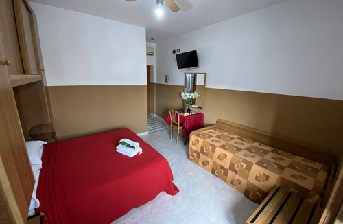 Rione XVIII Castro Pretorio House | Vrbo Property