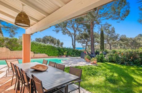 Hyeres Villa | Vue Mer I Calme I Verdoyant I 8 Pers I Clim I BBQ