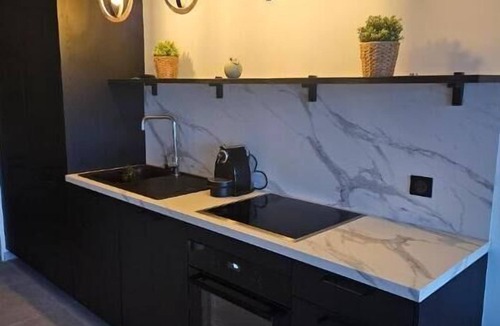 Lazaret Apartment | Vue mer Incroyable, Appartement Entièrement Rénové Avec Piscine et Garage