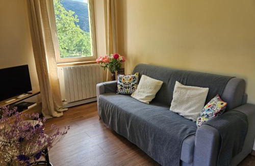 Bonnieux Apartment | Vues imprenables, calme, nature, confort