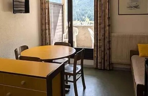Guillestre Apartment | VVF Queyras * - 2 Room Apartment 4 People 2 babies