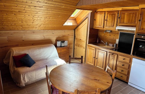 Molines-en-Queyras Apartment | Warm, bright, comfortable and ideally located apartment.