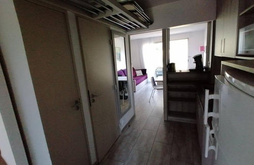 Boulouris-sur-Mer Apartment | Weekly rental garden level in quiet residence with swimming pool