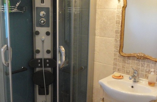 Maussane-les-Alpilles Apartment | Welcome to the Alpilles
