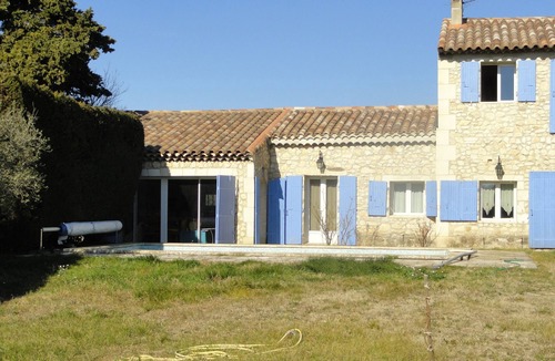Maussane-les-Alpilles Apartment | Welcome to the Alpilles