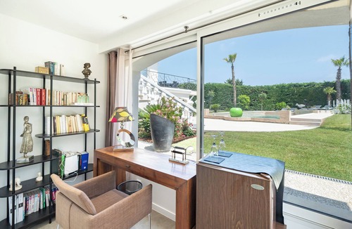 Cap-d'Antibes Villa | WHITE HOUSE CAP ANTIBES