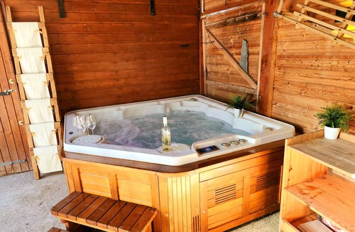 Seyne Ski Chalet | Whole chalet & private spa, 3 parking spaces, ski and lake nearby